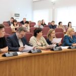 Комитет по социальной политике: туризм в Ягринском бору и замена окон в школах